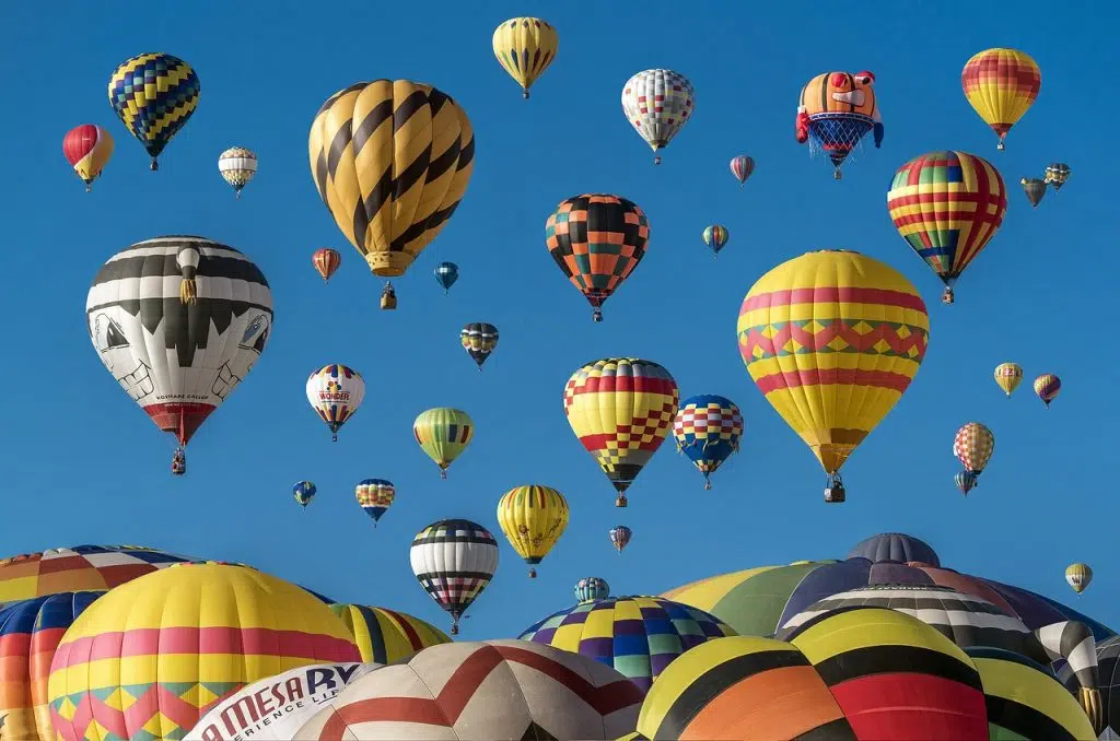 Globos de aire caliente cielo