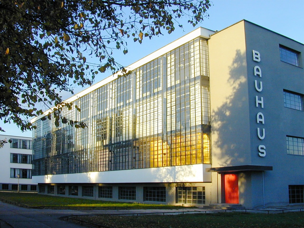 Fachada de la Bauhaus